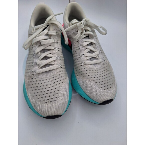 Nike React Infinity Run Flyknit 2 Sneakers CT2357-005‎ Men\'s Size 11 main image 4